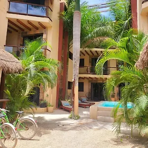 El Jardin ** הולבוקס איילנד